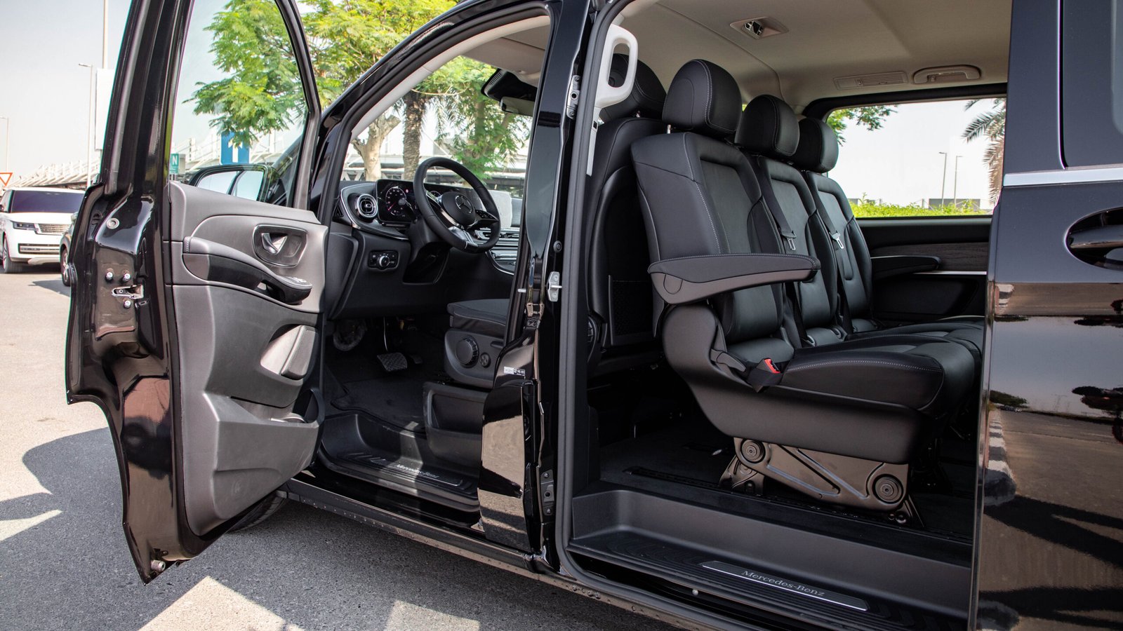 Mercedes-Benz V-Class-2025-suisse